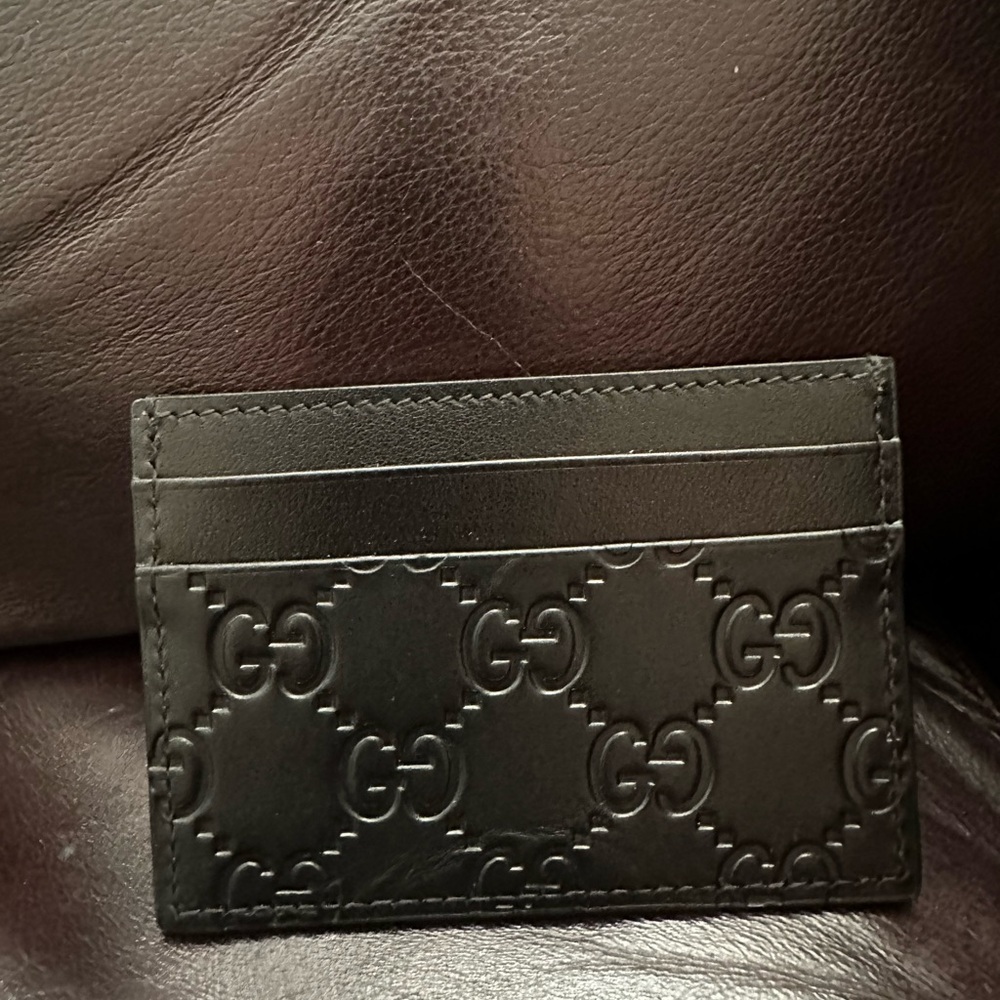 Shiny Guccisimma card holder. Jumbo Monogram.